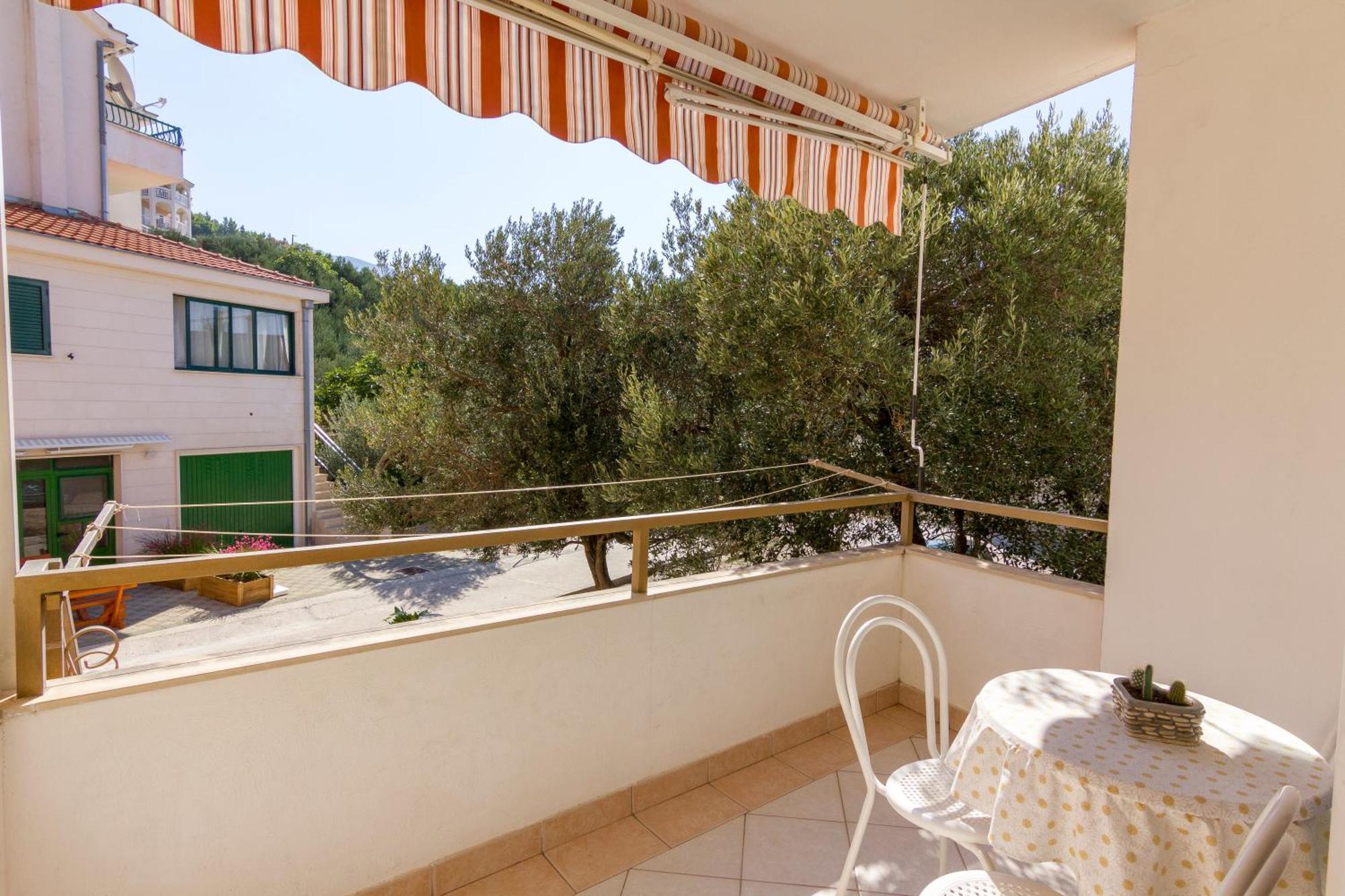 Apartman Vulic Apartamento Tučepi Exterior foto